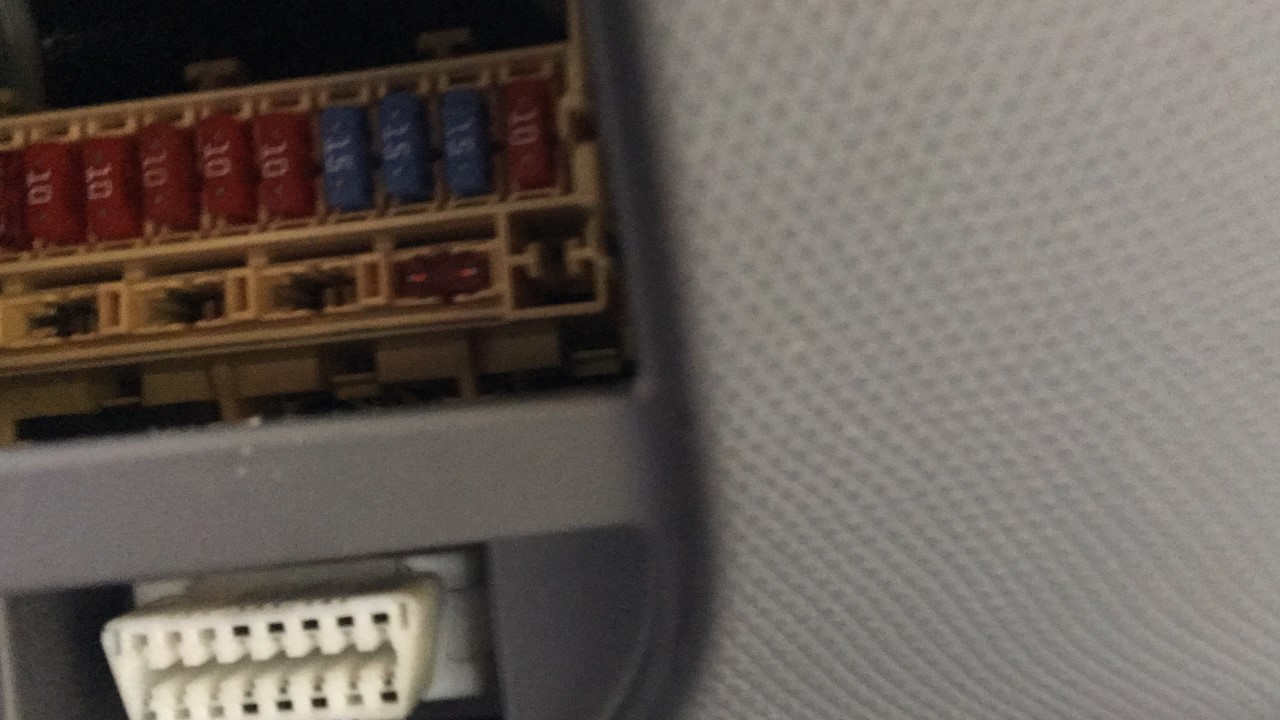 Fuse box location and diagrams: Nissan Micra / March (2003-2010
