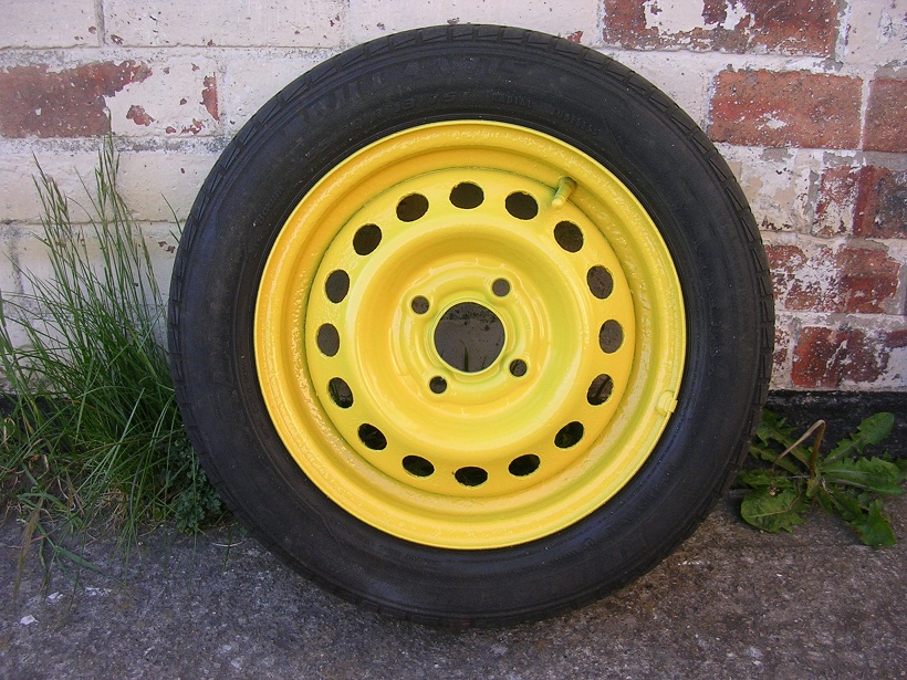 yellow wheel 004.JPG